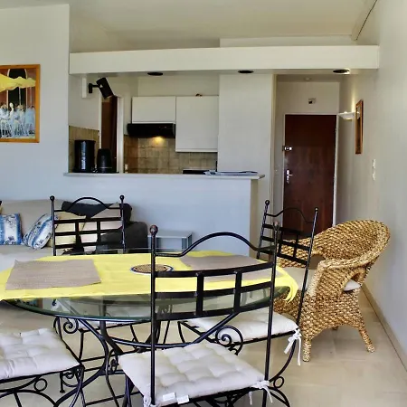 2 Pieces Avec Climatisation, 4 Couchages, A 100m De La - Fr-1-252a-33 Villeneuve-Loubet