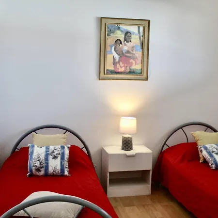 2 Pieces Avec Climatisation, 4 Couchages, A 100m De La - Fr-1-252a-33 Apartamento